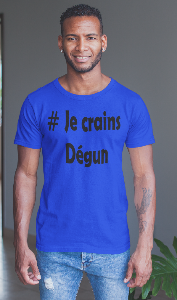 Sur cette image on peut voir un t-shirt personnalisé "# Je crain dégun". Ce t-shirt homme est personnalisé au sein de notre boutique qui se situe à Caissargues à coté de Nîmes dans le Gard.